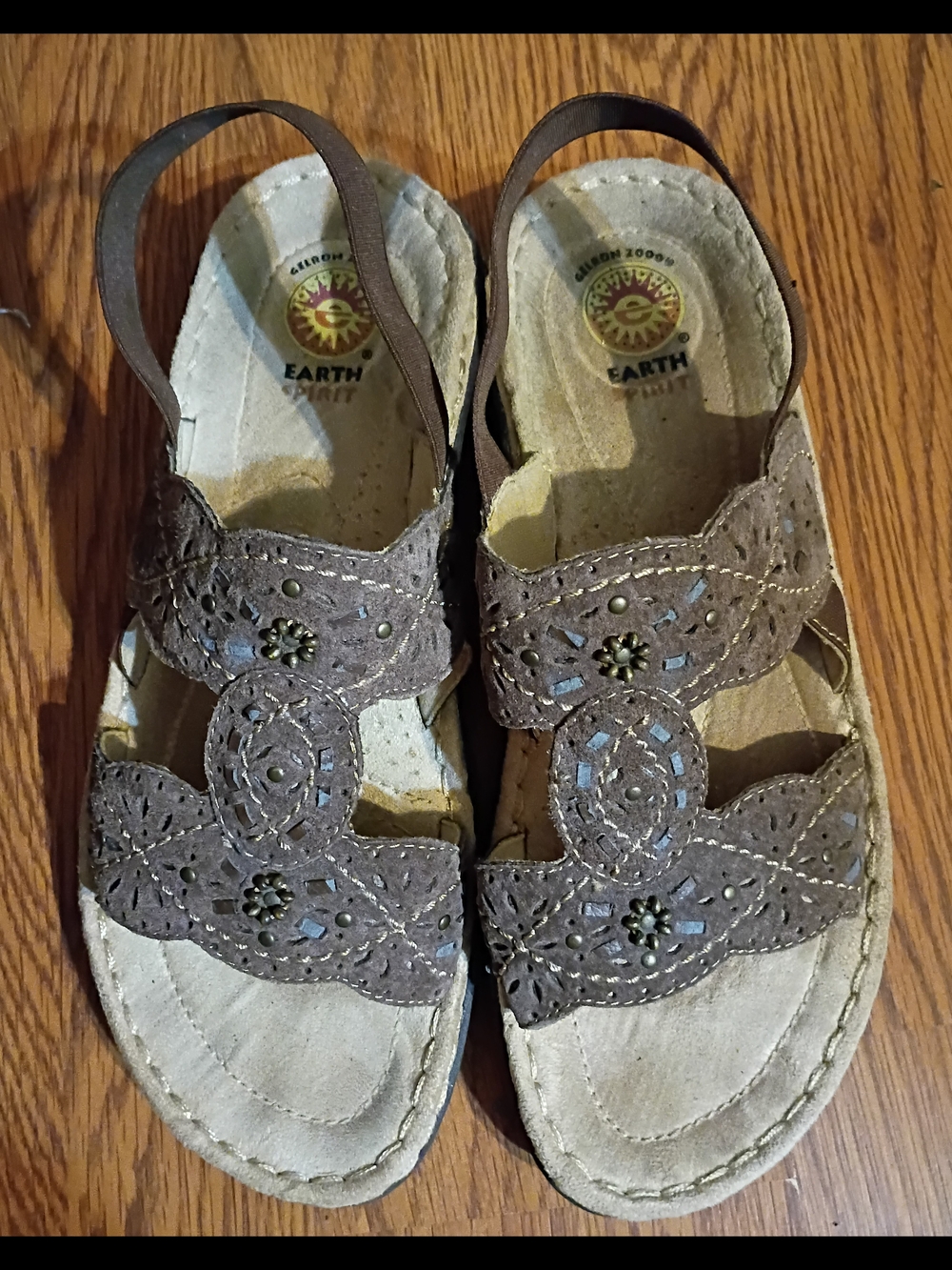 Earth Spirit Brown Leather Floral Cutout Sandals